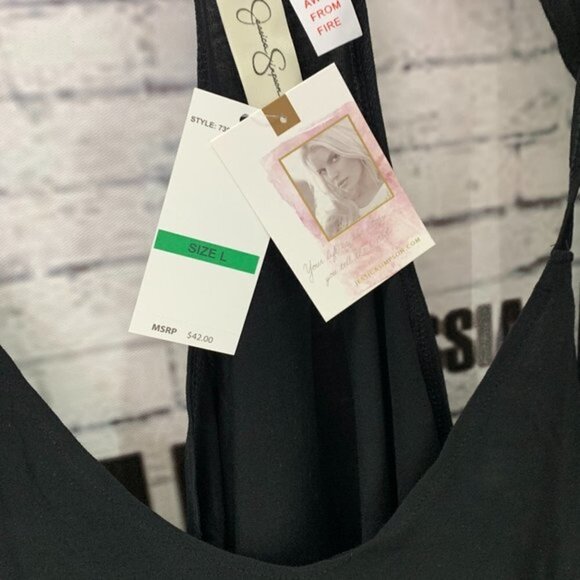 Jessica Simpson L Floral Graphic Cami & Shorts Set - Picture 7 of 7